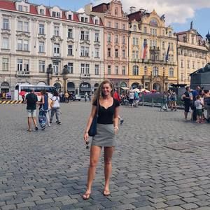 Meet your Posher, Kendall